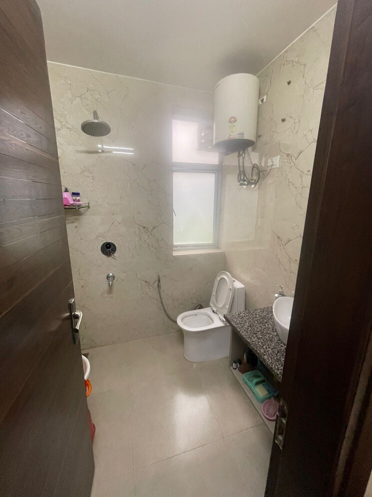 Bathroom, sector 47 1 RK 641 Sq.Ft. Builder Floor In Sector 47 Gurgaon 9129241