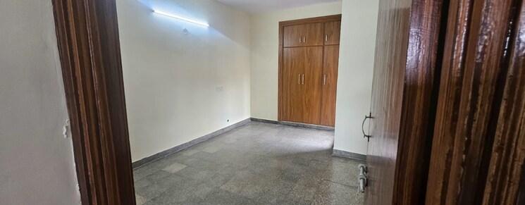 Room, sector 6 dwarka 3 Bedroom 1350 Sq.Ft. Apartment In Sector 6 Dwarka Delhi 9129248