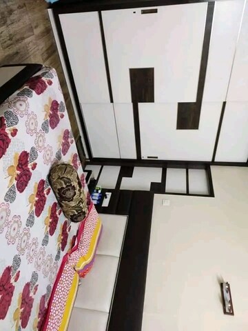 Room in 3 BHK Apartment at Kalpavruksh Garden 3, Kandivali West – for Sale