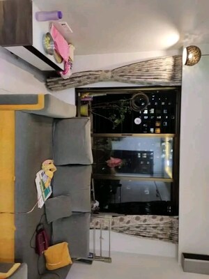 Room in 3 BHK Apartment at Kalpavruksh Garden 3, Kandivali West – for Sale