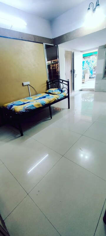Furnished Amenities in  Pg at Mahim West – for Rent