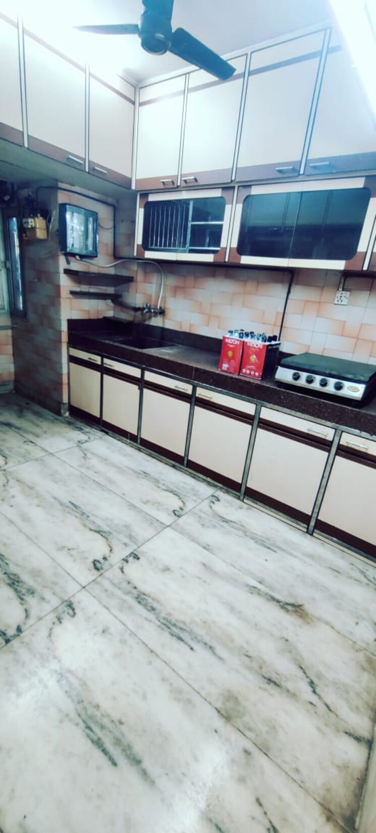 Balcony, mahim west Pg For Boys In Mahim West 9129249