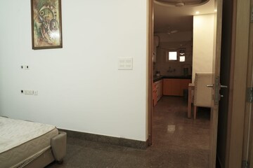 Room in 3 BHK Builder Floor at Greater Kailash I – for Rent