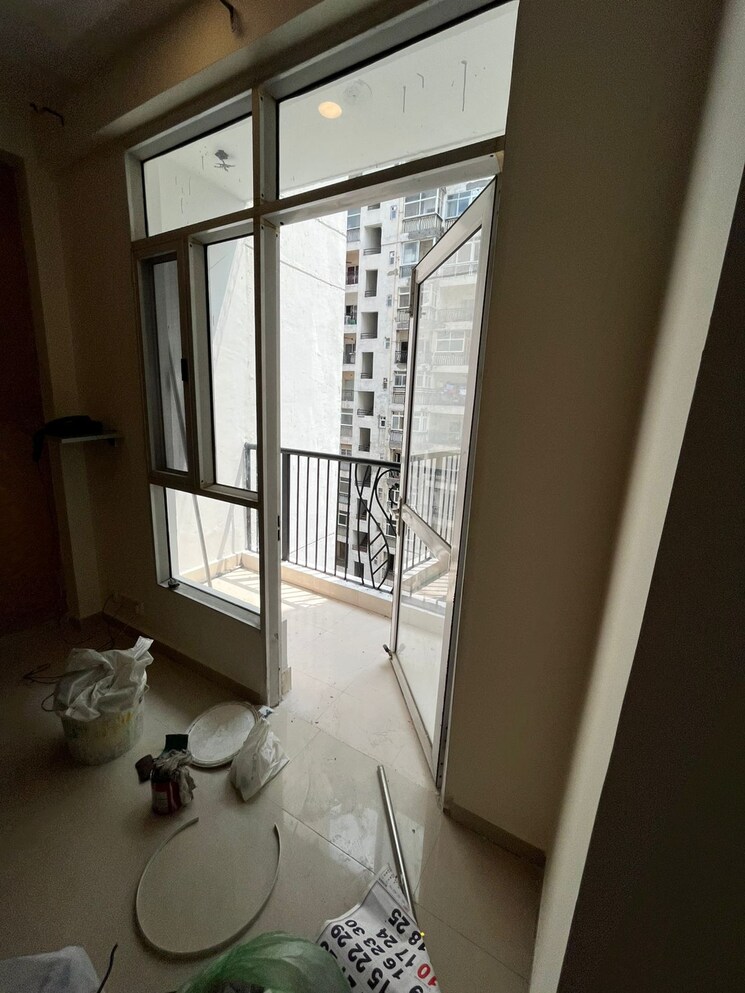 Room, prateek-wisteria 2 Bedroom 1135 Sq.Ft. Apartment In Sector 77 Noida 9129257