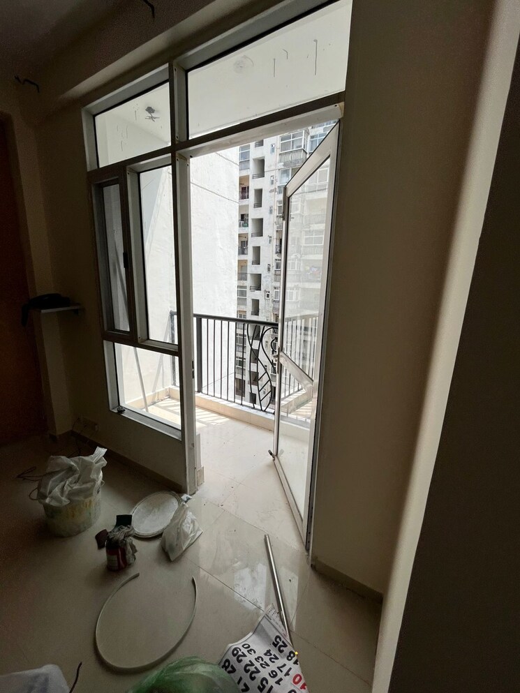 Room, prateek-wisteria 2 Bedroom 1135 Sq.Ft. Apartment In Sector 77 Noida 9129257