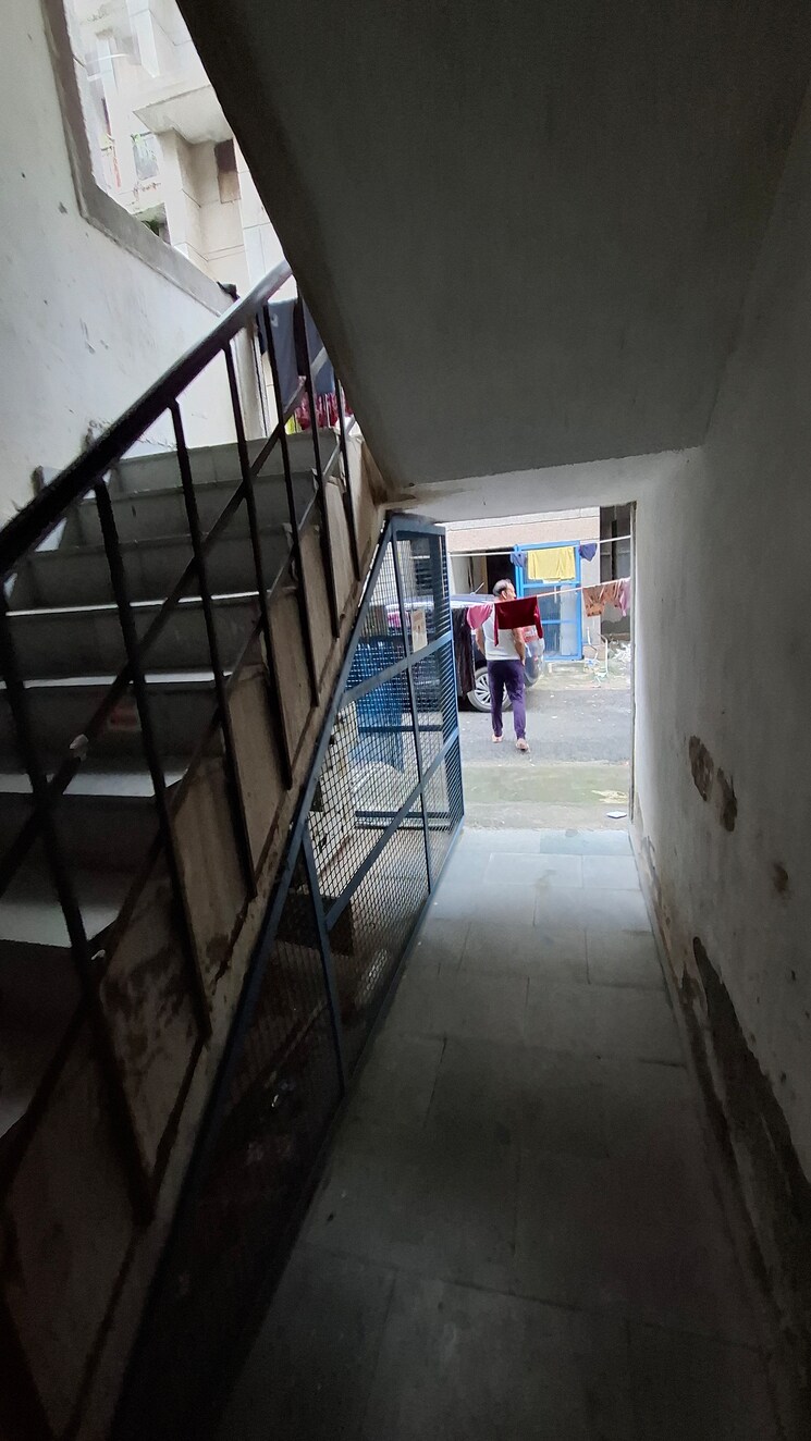 undefined, sector 10 greater noida 1.5 Bedroom 30 Sq.Mt. Apartment In Sector 10 Greater Noida Greater Noida 9129260