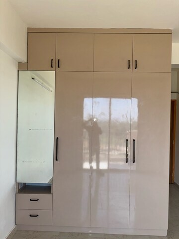 Furnished Amenities in 2 BHK Apartment at MRG Bazaar 93, Sector 93 – for Rent