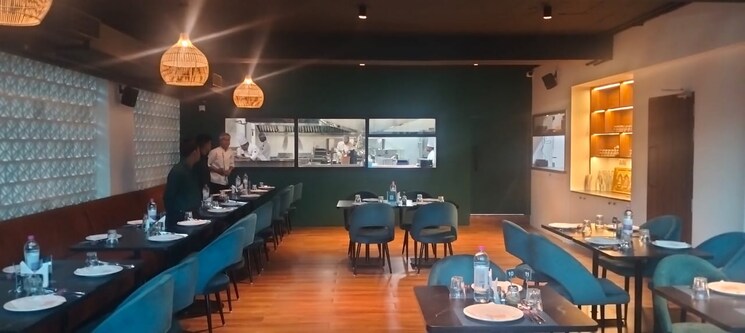 Gym, cunningham road Commercial Showroom 4400 Sq.Ft. In Cunningham Road Bangalore 9129290