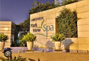  Shop – Exterior View View at Bestech Park View Spa, Sector 47 - for Rent