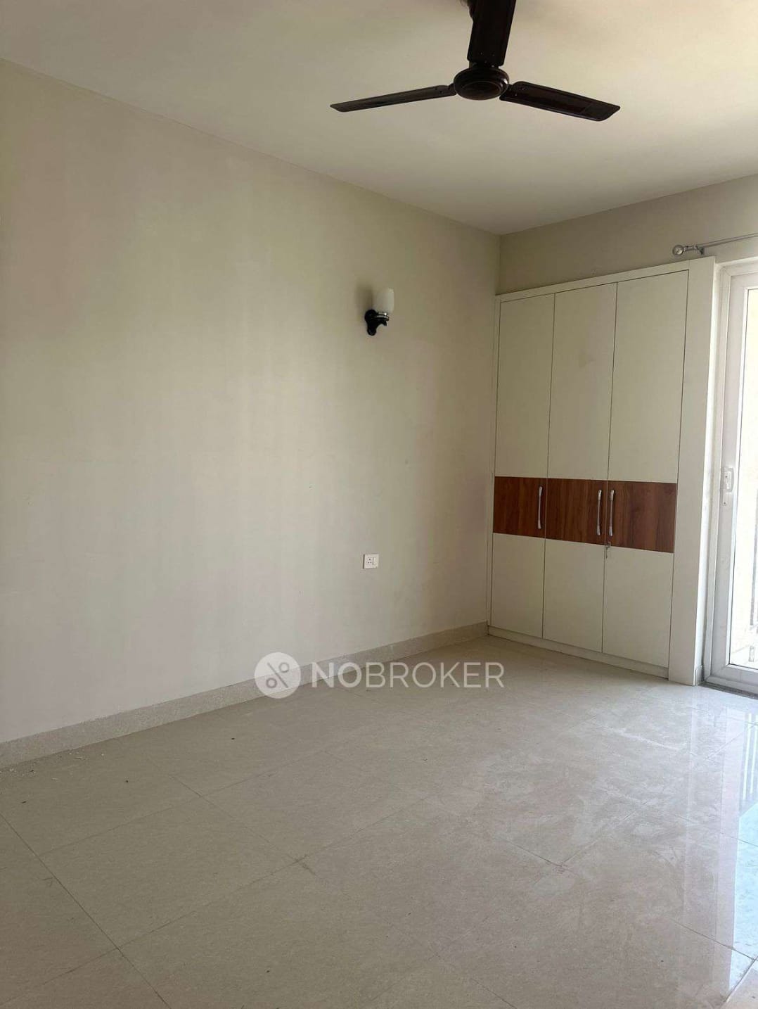 2 BHK Apartment For Rent in Samridhi Luxuriya Avenue