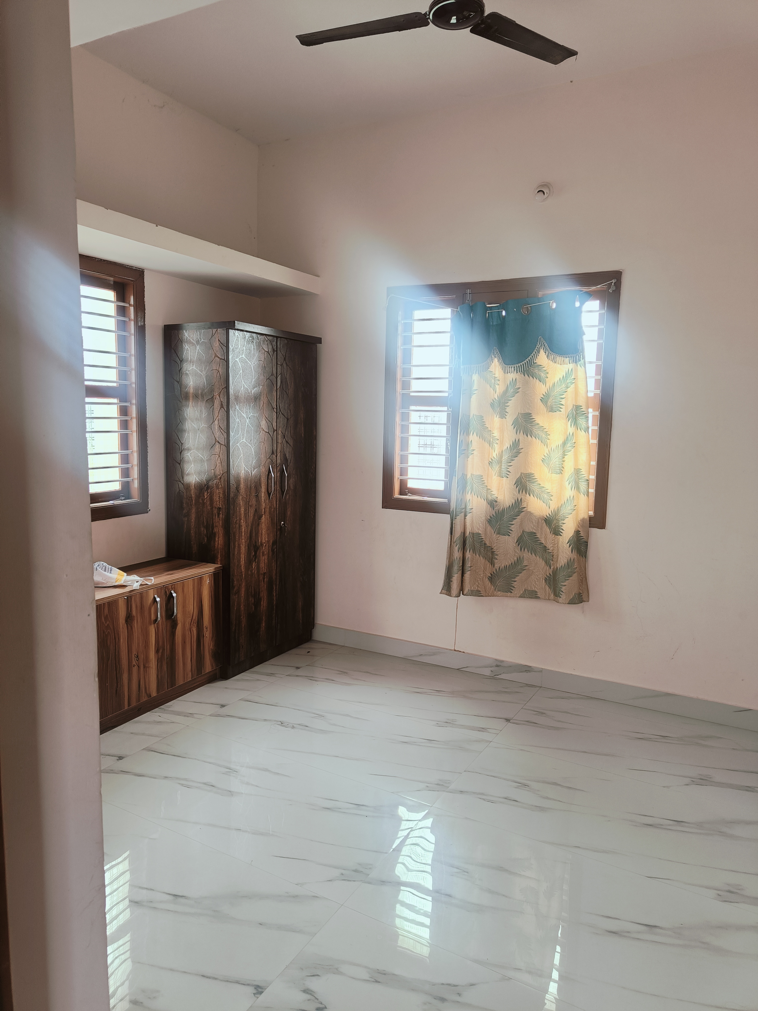 1 BHK + Study Room 850 Sq.Ft. Apartment in Corporate Sunrise
