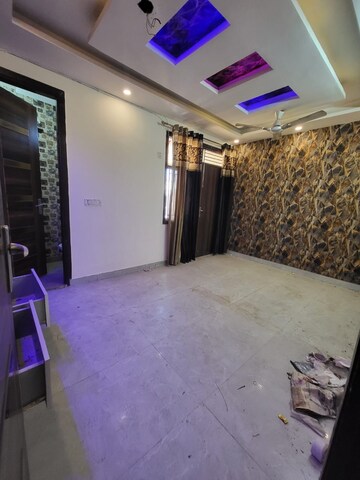 Bedroom in 2 BHK Builder Floor at New Ashiyana Apartment, Dwarka Mor – for Rent