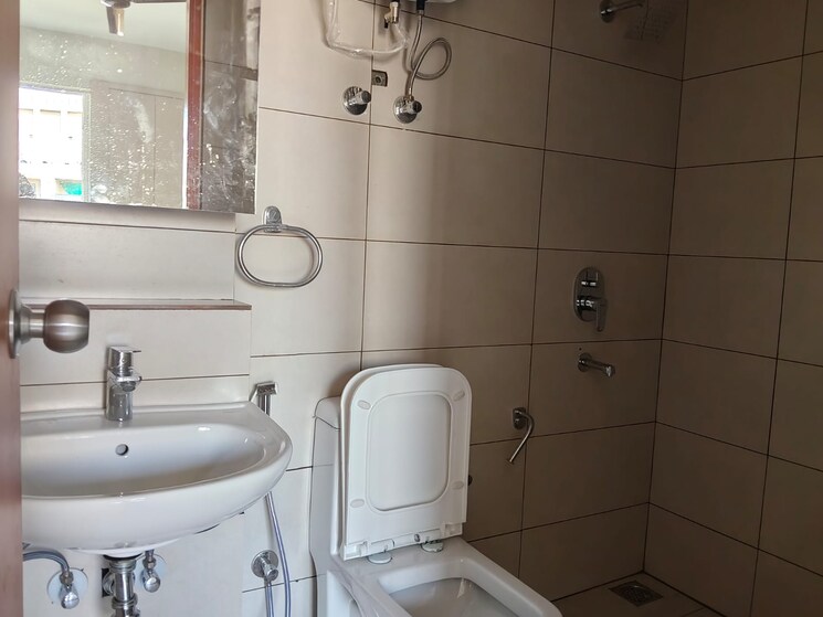 Bathroom, tata-eureka-park 2 Bedroom 1100 Sq.Ft. Apartment In Sector 150 Noida 9129314