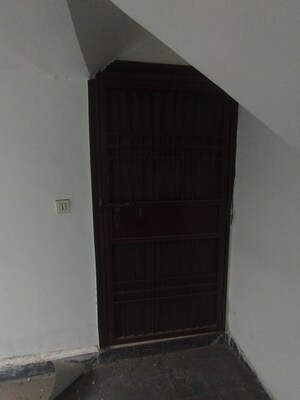 Furnished Amenities in 4 BHK Villa at Panchsheel Villas, Sector 16 Greater Noida – for Sale