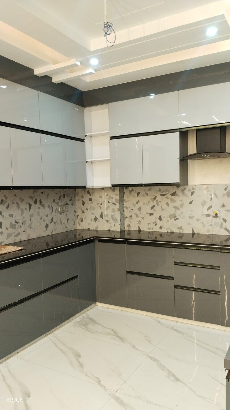 Kitchen, bhandari bagh 3 Bedroom 2050 Sq.Ft. Builder Floor In Bhandari Bagh Dehradun 9129341