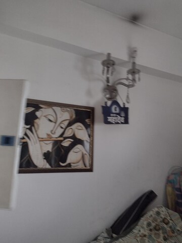 Furnished Amenities in 3.5 BHK Apartment at BPTP Park Grandeura, Sector 82 – for Sale