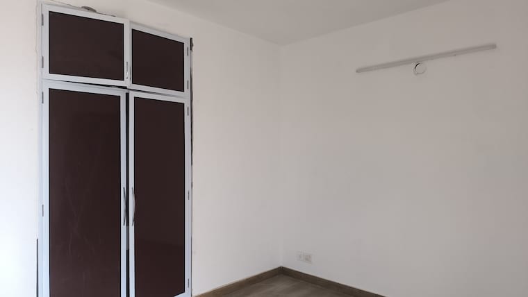 Room, bptp-park-grandeura 3.5 Bedroom 2032 Sq.Ft. Apartment In Sector 82 Faridabad 9129350
