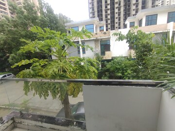 Balcony in 4 BHK Villa at Panchsheel Villas, Sector 16 Greater Noida – for Rent