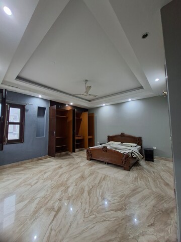 Furnished Amenities in 3 BHK Independent House at Sector 48 – for Rent
