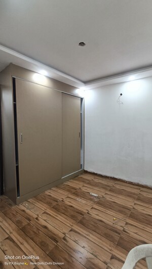 Room in 3 BHK Builder Floor at Govindpuri – for Sale