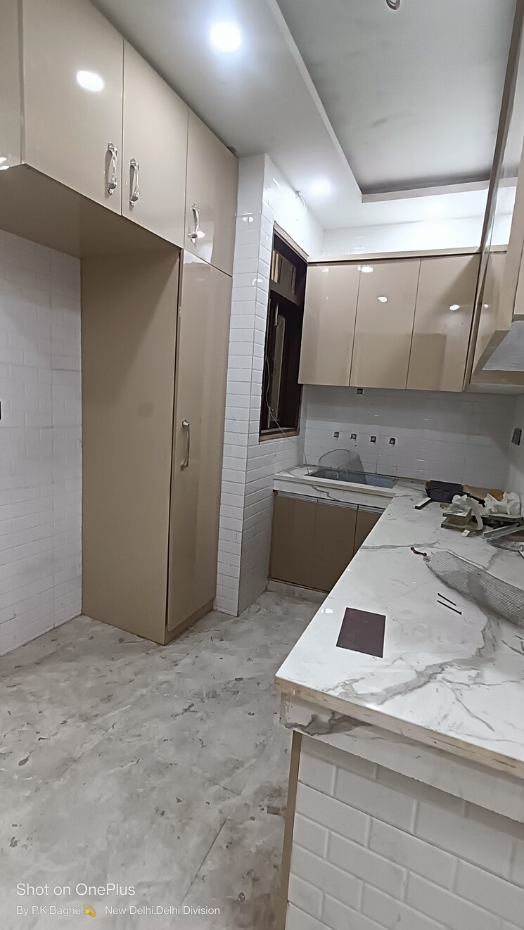 Kitchen, govindpuri 3 Bedroom 950 Sq.Ft. Builder Floor In Govindpuri Delhi 9129404