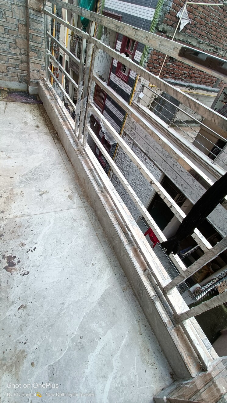 Balcony, govindpuri 3 Bedroom 950 Sq.Ft. Builder Floor In Govindpuri Delhi 9129404