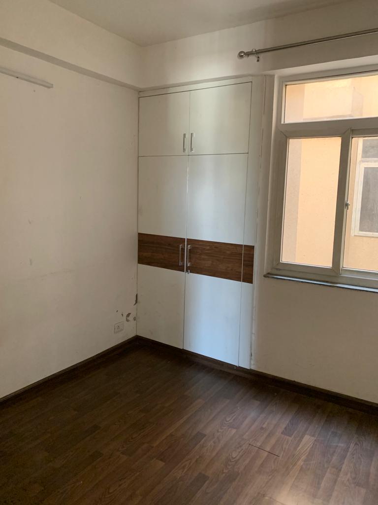 3.5 BHK + Pooja Room Apartment For Rent in BPTP Park Elite Premium