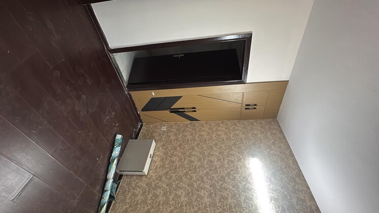 Room, sector 75 4 Bedroom 2200 Sq.Ft. Builder Floor In Sector 75 Faridabad 9129401