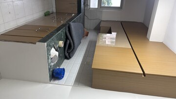 Kitchen in 4 BHK Builder Floor at Sector 75 – for Rent