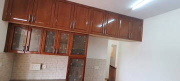 Furnished Amenities in 2 BHK Builder Floor at Manapakkam – for Sale