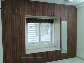 Room in 3 BHK Apartment at Khajaguda – for Rent