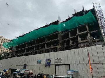 2 BHK Apartment For Sale in Malad East