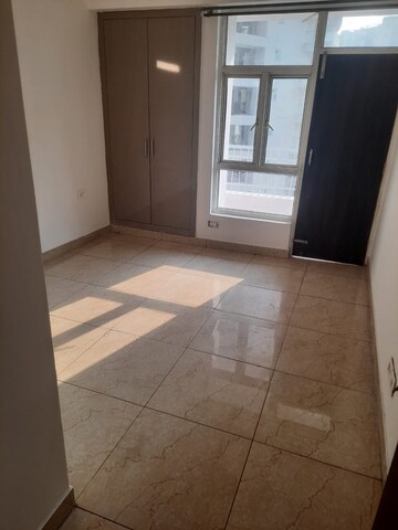 Bedroom in 4 BHK Apartment at Supertech Cape Town, Sector 74 – for Rent