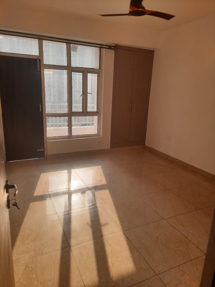 Bedroom, supertech-cape-town 4 Bedroom 2385 Sq.Ft. Apartment In Sector 74 Noida 9129537