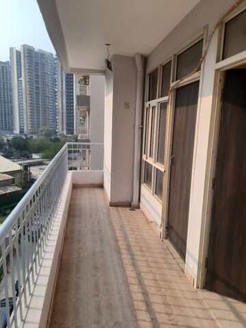 Balcony in 4 BHK Apartment at Supertech Cape Town, Sector 74 – for Rent