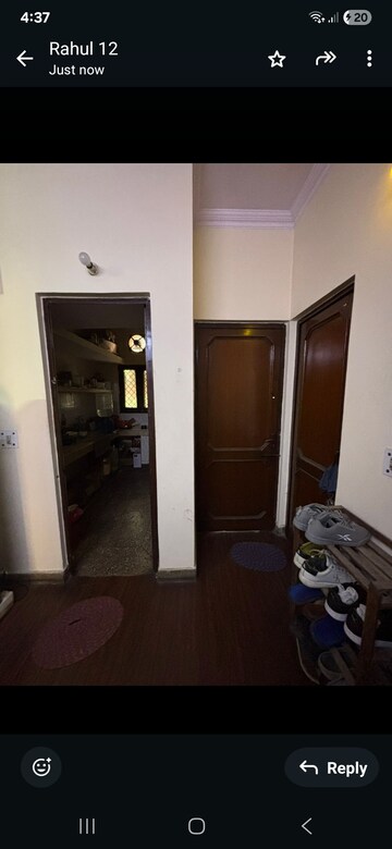 Living Room in 1.5 BHK Independent House at Sector 27 – for Rent