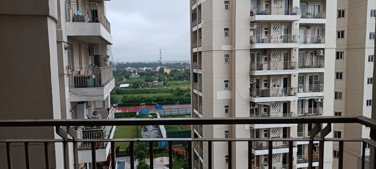Exterior View, bptp-discovery-park 3 Bedroom 925 Sq.Ft. Apartment In Sector 80 Faridabad 9129562