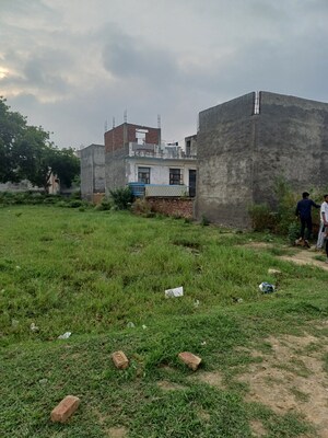  Plot – Garden View at Dheeraj Nagar - for Sale