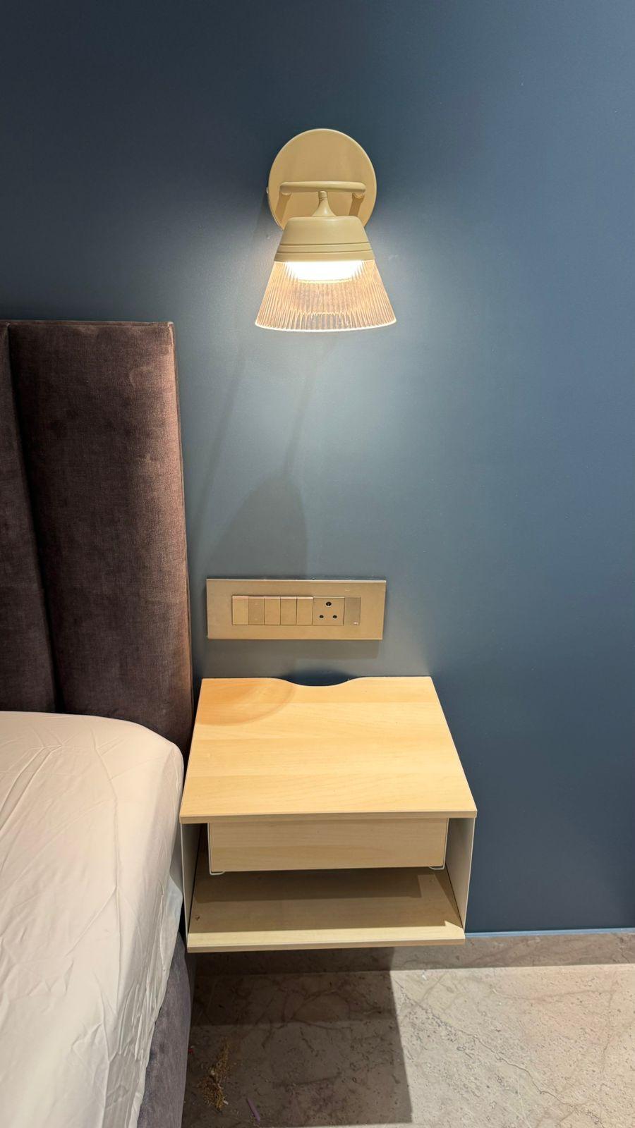 3 BHK + Pooja Room,Servant Room Apartment For Rent in Lodha Trump Tower