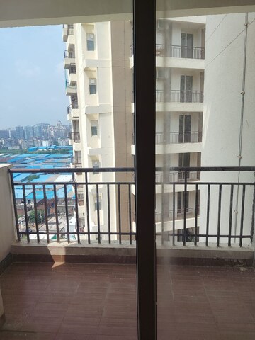 2 BHK Apartment For Sale in Amrapali Golf Homes, Sector 4 Greater Noida