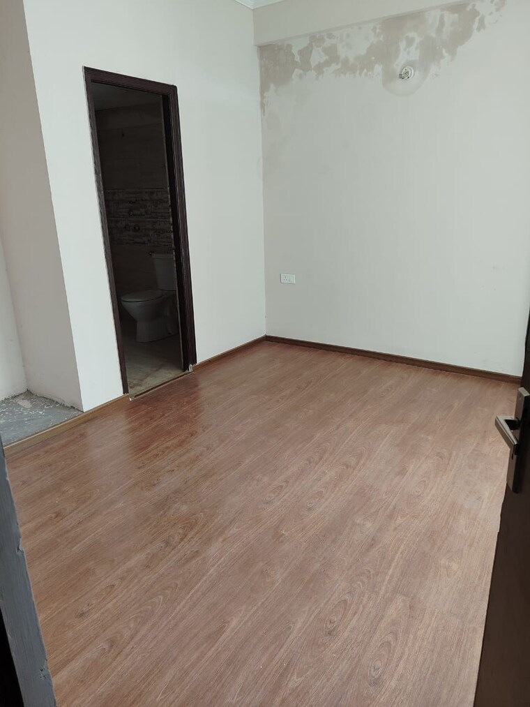 Room, amrapali-golf-homes 2 Bedroom 945 Sq.Ft. Apartment In Sector 4 Greater Noida Greater Noida 9129614