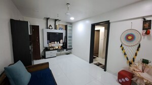 2 BHK Apartment For Sale in Veena Geet Sangeet, Kandivali West