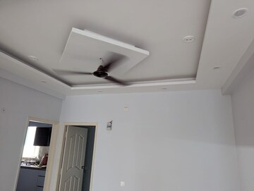 Furnished Amenities in 2 BHK Apartment at Pioneer Park Phase 1, Sector 61 – for Rent