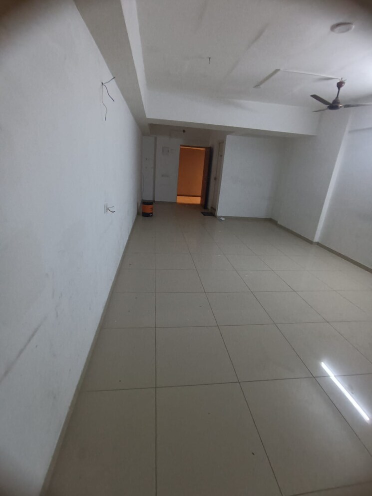 Kitchen, shilp-epitome Commercial Office Space 696 Sq.Ft. In Bodakdev Ahmedabad 9129645