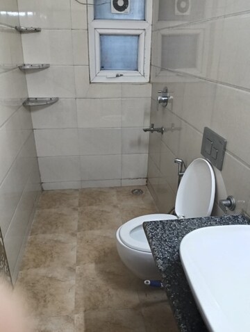 Bathroom in 3 BHK Apartment at DDA Rosewood Apartments, Vasant Kunj – for Rent
