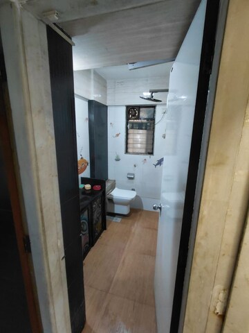 Attached Bathroom in 2 BHK Apartment at Panchpakhadi Jewel, Panch Pakhadi – for Sale