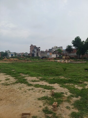  Plot For Sale in Dheeraj Nagar