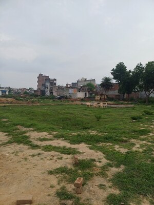  Plot – Garden View at Dheeraj Nagar - for Sale