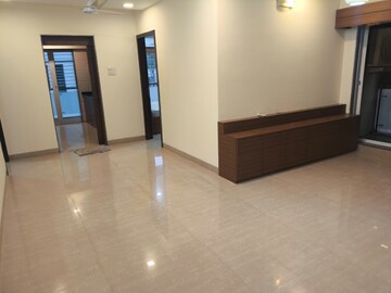 Room in 2 BHK Apartment at Nazarene Apartment, Chembur – for Rent