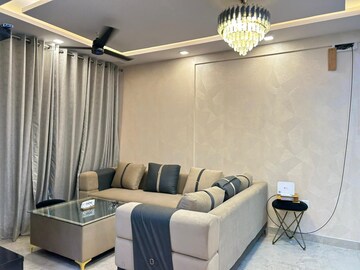 2 BHK Apartment For Rent in Parker White Lily, Sector 8